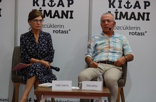 Kitapseverler Gemlik Kitap Limanı’na akın etti